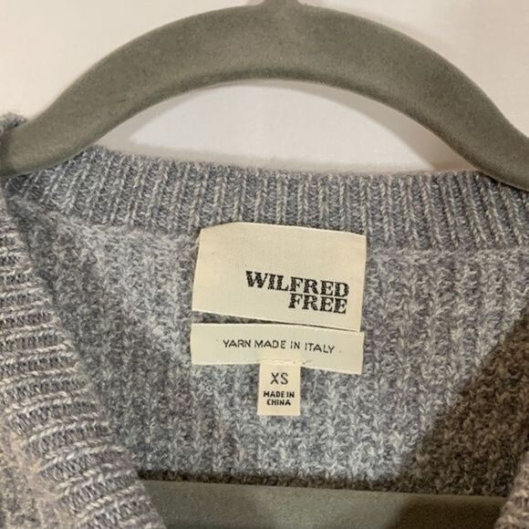 Wilfred Free Grey 100% Wool Sweater - Picture 3 of 9